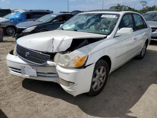 TOYOTA AVALON XL 2000 with VIN 4T1BF28B2YU017228 - Photo from auction