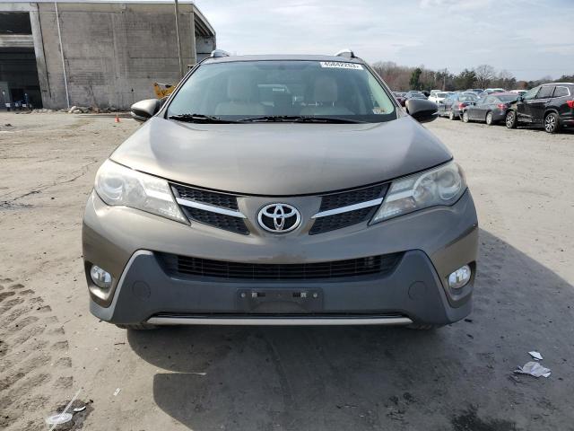 Photo 5 from auction – 2015 TOYOTA RAV4 LIMIT with VIN JTMDFREV1FD104846