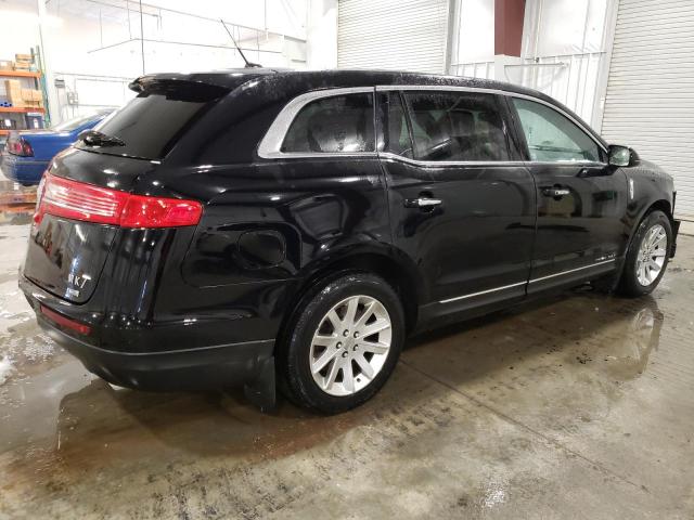 Photo 3 from auction – 2017 LINCOLN MKT with VIN 2LMHJ5NK0HBL01398