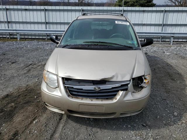 Photo 5 from auction – 2006 CHRYSLER TOWN & COU with VIN 2A4GP54L36R823221