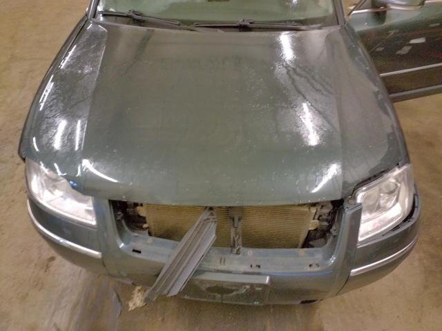 Photo 11 from auction – 2004 VOLKSWAGEN PASSAT GLS with VIN WVWPD63B34P248033