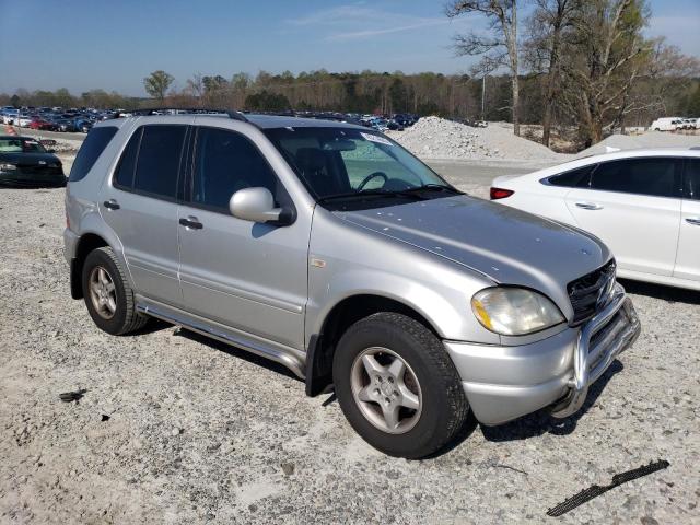 Photo 4 from auction – 2000 MERCEDES-BENZ ML 320 with VIN 4JGAB54E8YA197082