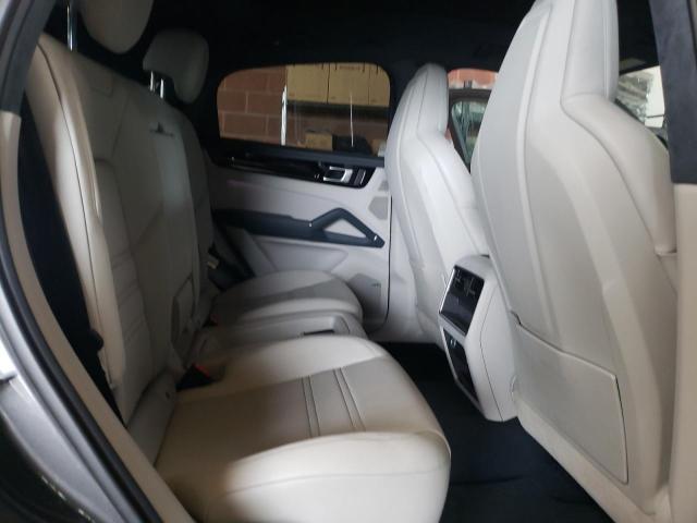 Photo 11 from auction – 2022 PORSCHE CAYENNE S with VIN WP1BB2AY3NDA52045