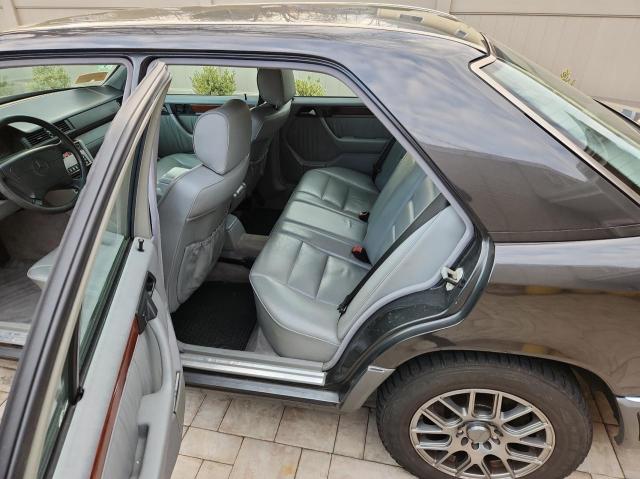 Photo 6 from auction – 1994 MERCEDES-BENZ E 420 with VIN WDBEA34E3RC083816