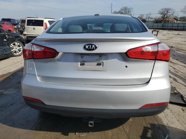 Photo 6 from auction – 2015 KIA FORTE LX with VIN KNAFK4A60F5437200