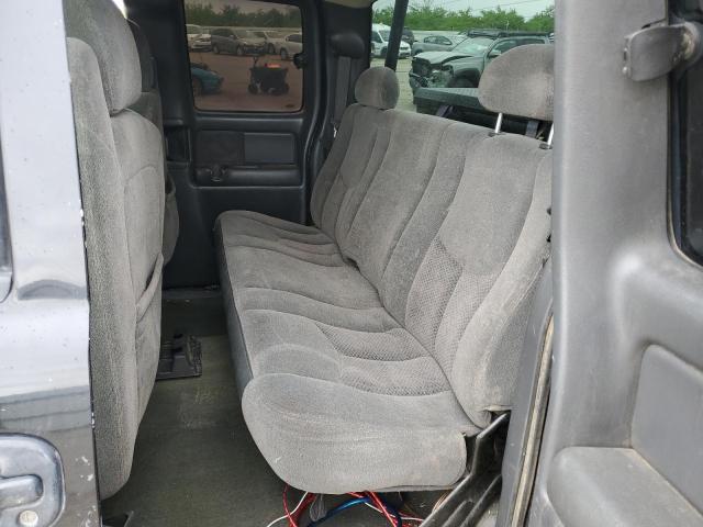 Photo 10 from auction – 2004 CHEVROLET SILVERADO with VIN 2GCEC19T741286455