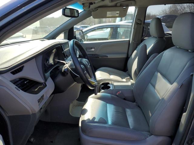 Photo 7 from auction – 2017 TOYOTA SIENNA XLE with VIN 5TDDZ3DC2HS184685
