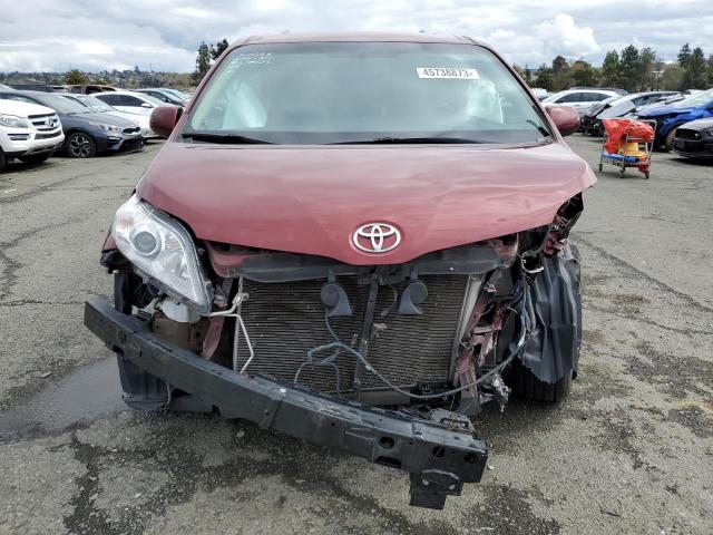Photo 5 from auction – 2015 TOYOTA SIENNA XLE with VIN 5TDYK3DC0FS565762