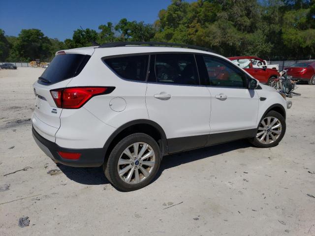 Photo 3 from auction – 2019 FORD ESCAPE SEL with VIN 1FMCU0HD6KUB95411