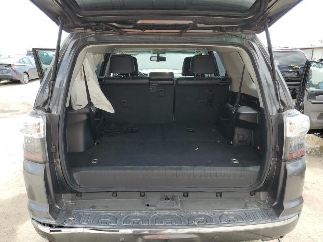 Photo 6 from auction – 2018 TOYOTA 4RUNNER SR with VIN JTEBU5JR4J5548509