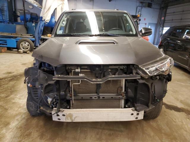 Photo 5 from auction – 2018 TOYOTA 4RUNNER SR with VIN JTEBU5JR6J5598943