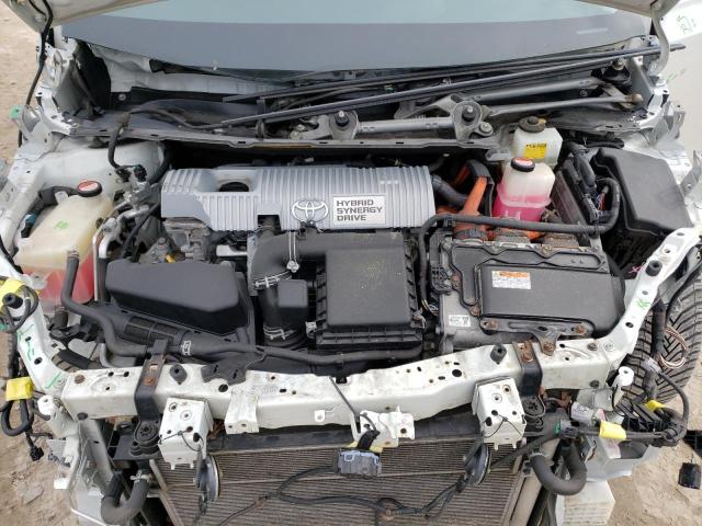 Photo 11 from auction – 2015 TOYOTA PRIUS V with VIN JTDZN3EU8FJ021381
