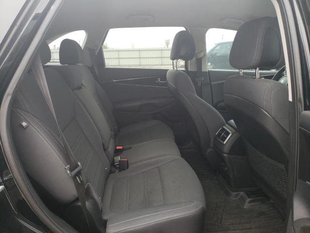 Photo 11 from auction – 2016 KIA SORENTO LX with VIN 5XYPG4A35GG081754
