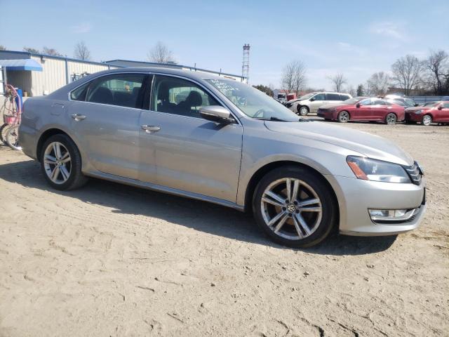 Photo 4 from auction – 2012 VOLKSWAGEN PASSAT SE with VIN 1VWBM7A35CC083309
