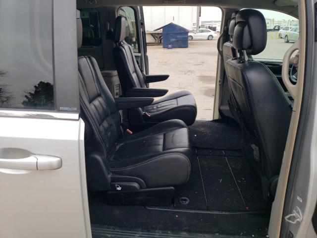 Photo 10 from auction – 2011 CHRYSLER TOWN & COU with VIN 2A4RR8DG3BR656134