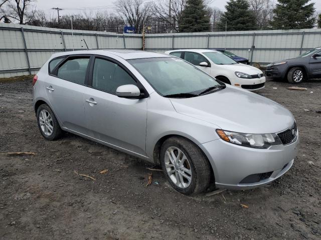 Photo 4 from auction – 2011 KIA FORTE with VIN KNAFU5A29B5350127