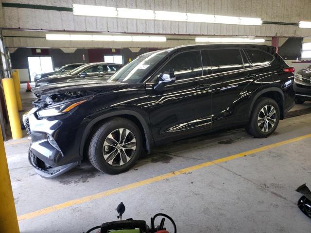 Photo 1 from auction – 2022 TOYOTA HIGHLANDER with VIN 5TDGZRBH5NS196825