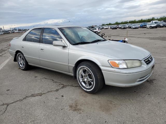 Photo 4 from auction – 2001 TOYOTA CAMRY CE with VIN 4T1BG22K91U064641