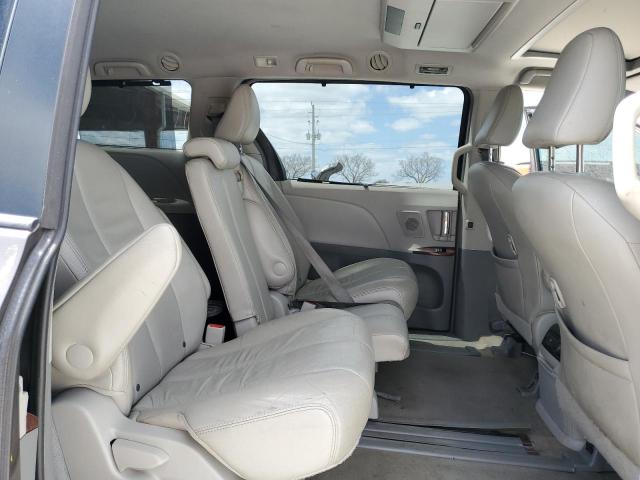 Photo 11 from auction – 2013 TOYOTA SIENNA XLE with VIN 5TDYK3DC7DS335519