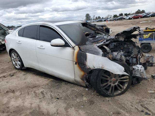 Photo 4 from auction – 2019 JAGUAR XE with VIN SAJAR4FX9KCP52871