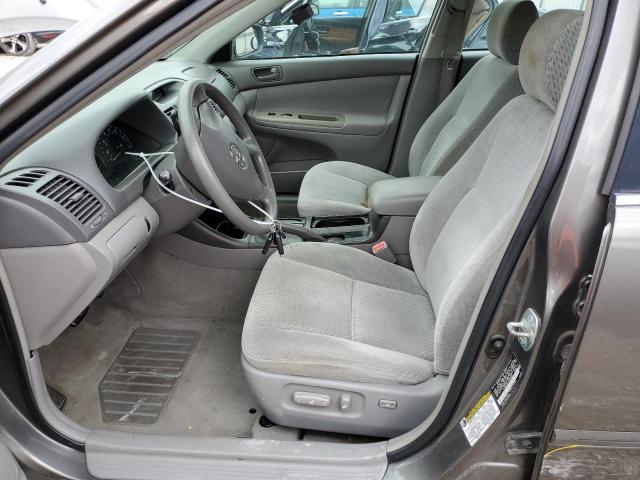 Photo 7 from auction – 2004 TOYOTA CAMRY LE with VIN 4T1BE32K74U856836