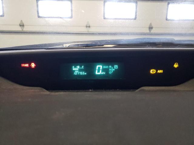 Photo 9 from auction – 2005 TOYOTA PRIUS with VIN JTDKB20U050130806