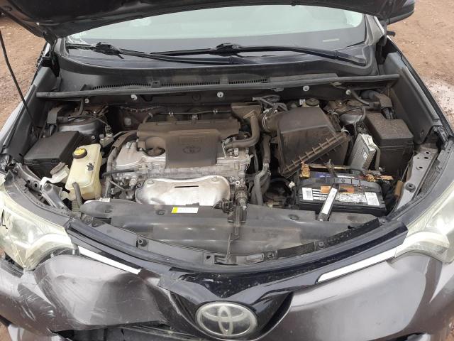 Photo 12 from auction – 2017 TOYOTA RAV4 LE with VIN 2T3ZFREV2HW364944