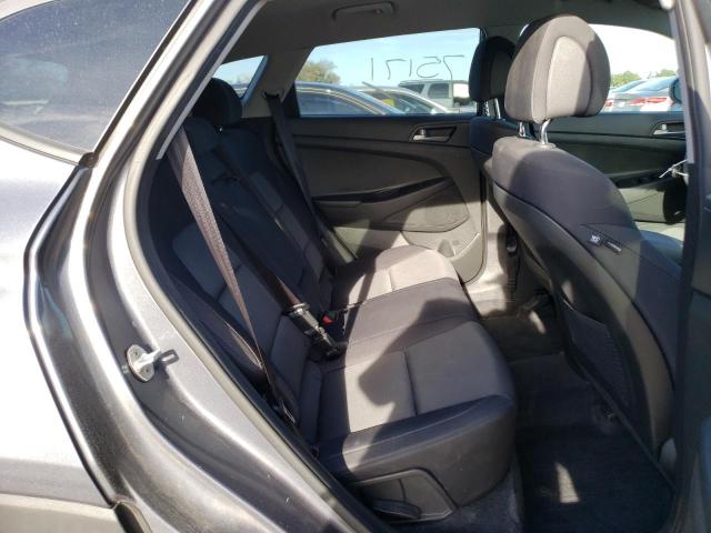 Photo 10 from auction – 2017 HYUNDAI TUCSON SE with VIN KM8J33A49HU593436