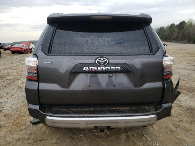 Photo 6 from auction – 2018 TOYOTA 4RUNNER SR with VIN JTEBU5JR6J5538029