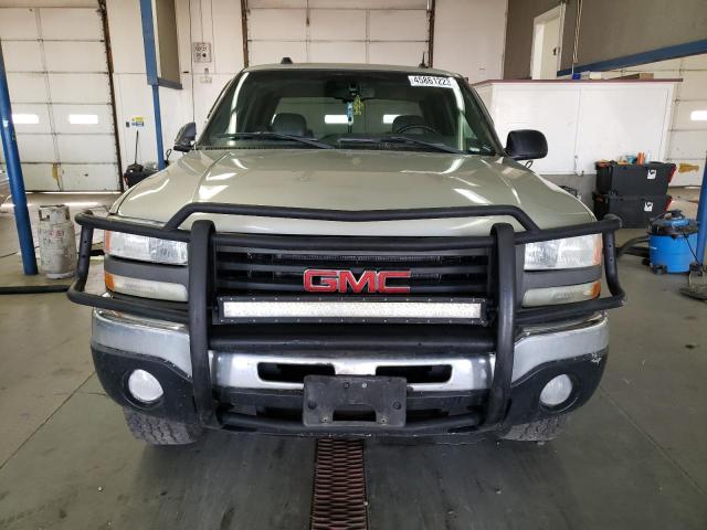 Photo 5 from auction – 2005 GMC NEW SIERRA with VIN 2GTEK13T251343903