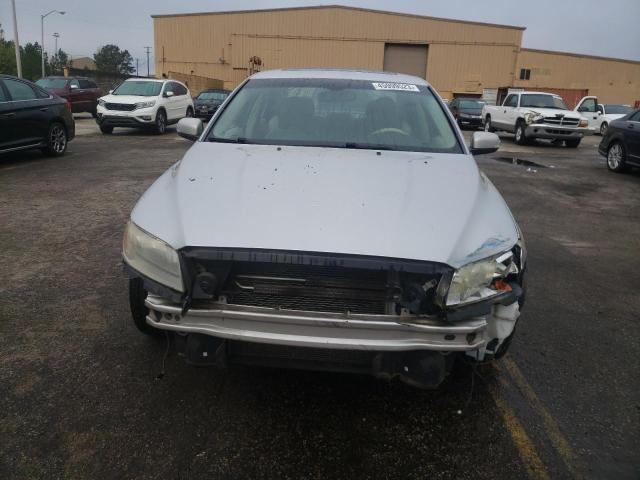 Photo 5 from auction – 2010 VOLVO S80 3.2 with VIN YV1982AS7A1126180