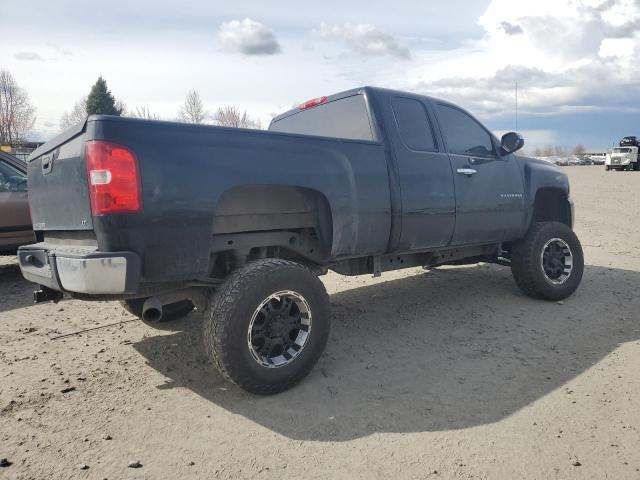 Photo 3 from auction – 2011 CHEVROLET SILVERADO with VIN 1GCRKSE38BZ426792
