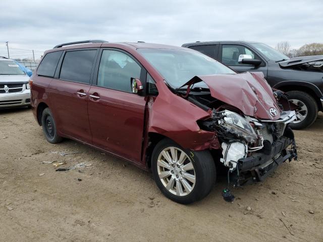 Photo 4 from auction – 2017 TOYOTA SIENNA XLE with VIN 5TDYZ3DC5HS844641