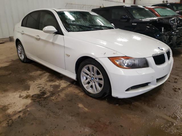 BMW 328 XI 2007 with VIN WBAVC93507KX61020 - Photo from auction