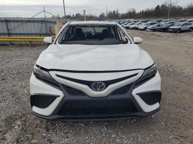 Photo 5 from auction – 2022 TOYOTA CAMRY SE with VIN 4T1G11AK5NU618072