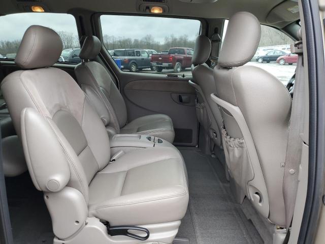 Photo 11 from auction – 2003 CHRYSLER TOWN & COU with VIN 2C8GP64L33R384768