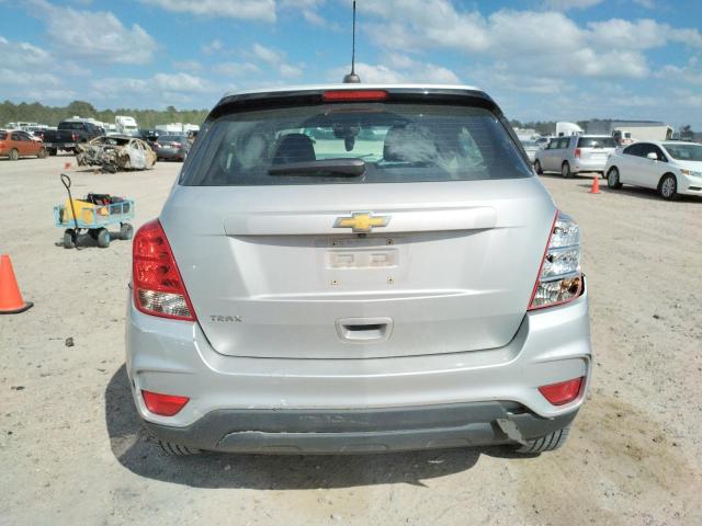 Photo 6 from auction – 2018 CHEVROLET TRAX LS with VIN 3GNCJKSB2JL190285
