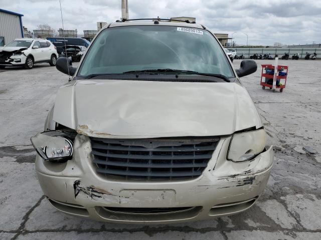 Photo 5 from auction – 2005 CHRYSLER TOWN AND C with VIN 2C4GP44R55R267691