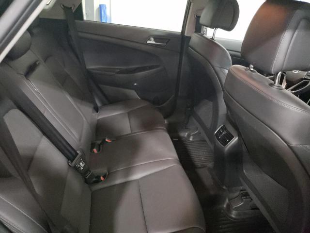 Photo 11 from auction – 2017 HYUNDAI TUCSON LIM with VIN KM8J3CA4XHU530958