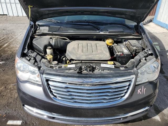 Photo 12 from auction – 2016 CHRYSLER TOWN & COU with VIN 2C4RC1BG8GR290874
