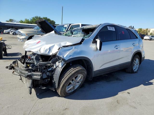 KIA SORENTO LX 2015 with VIN 5XYKT3A61FG602722 - Photo from auction