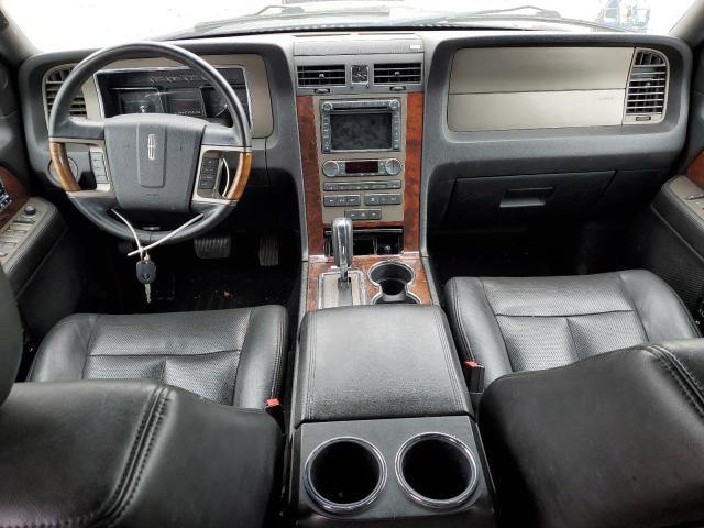 Photo 8 from auction – 2012 LINCOLN NAVIGATOR with VIN 5LMJJ2J51CEL07734