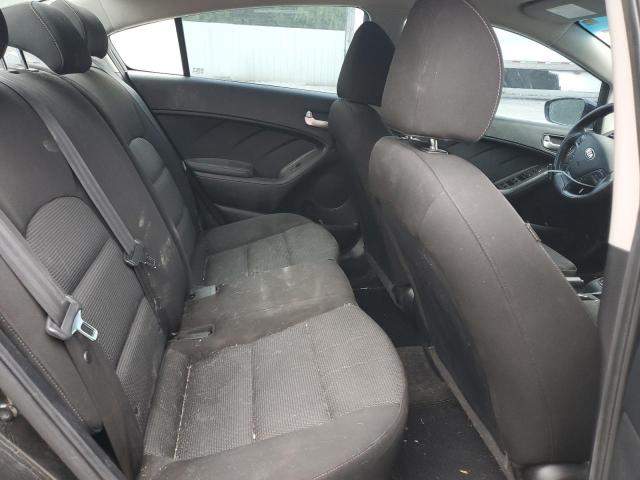 Photo 10 from auction – 2017 KIA FORTE LX with VIN 3KPFK4A79HE010746