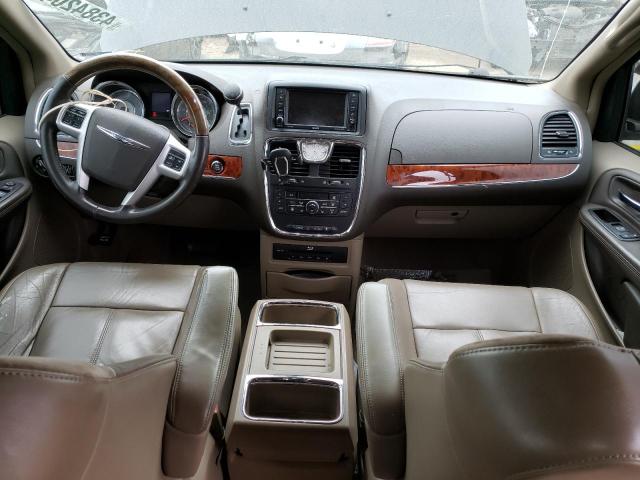 Photo 8 from auction – 2015 CHRYSLER TOWN & COU with VIN 2C4RC1GGXFR590892