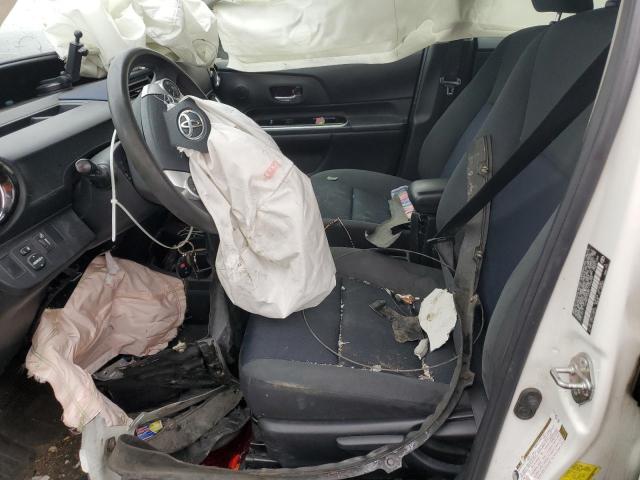 Photo 7 from auction – 2015 TOYOTA PRIUS C with VIN JTDKDTB38F1100730