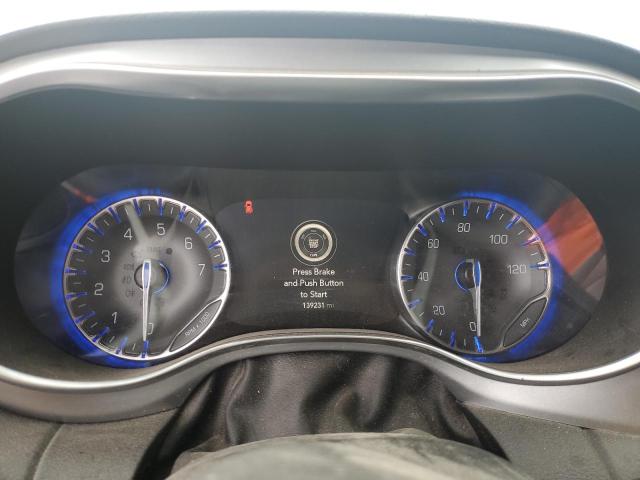 Photo 9 from auction – 2019 CHRYSLER PACIFICA T with VIN 2C4RC1FG4KR686688