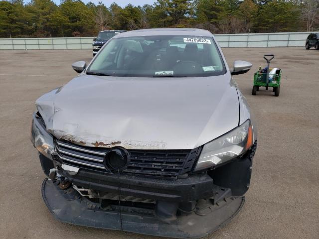 Photo 5 from auction – 2012 VOLKSWAGEN PASSAT SEL with VIN 1VWCH7A33CC030181