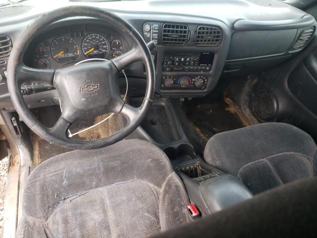 Photo 8 from auction – 2001 CHEVROLET BLAZER with VIN 1GNDT13W412166470