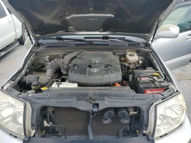 Photo 12 from auction – 2004 TOYOTA 4RUNNER SR with VIN JTEZU14RX48018762
