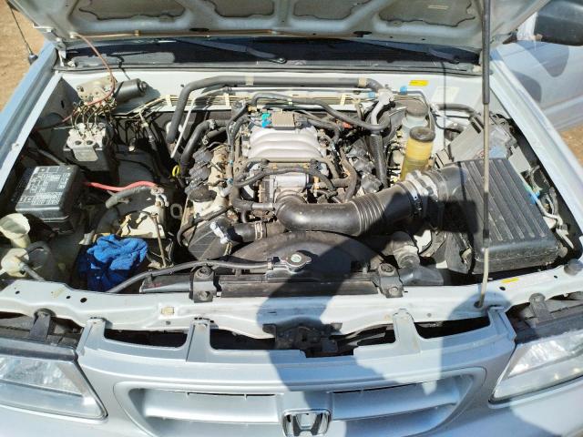 Photo 11 from auction – 2000 HONDA PASSPORT E with VIN 4S6CK58W5Y4417280